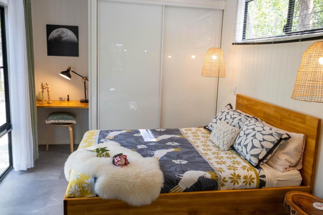 Airlie Beach Eco Cabins - Adults Only מראה חיצוני תמונה
