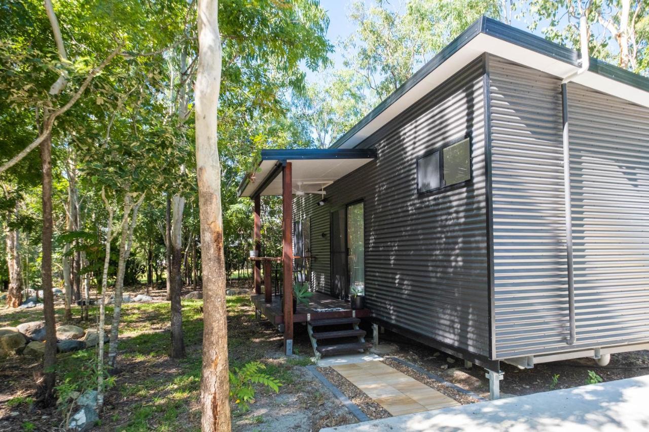Airlie Beach Eco Cabins - Adults Only מראה חיצוני תמונה